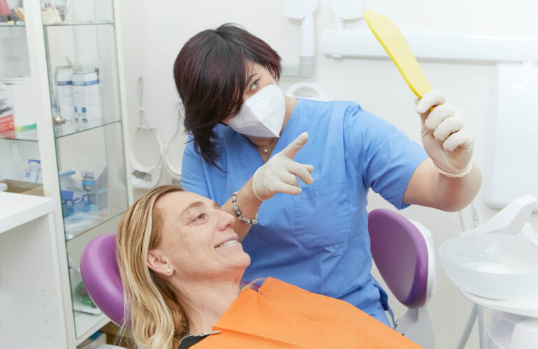 studio dentistico tg dental roma dentista finocchio borghesiana Claudia spallone ortodonzia adulti