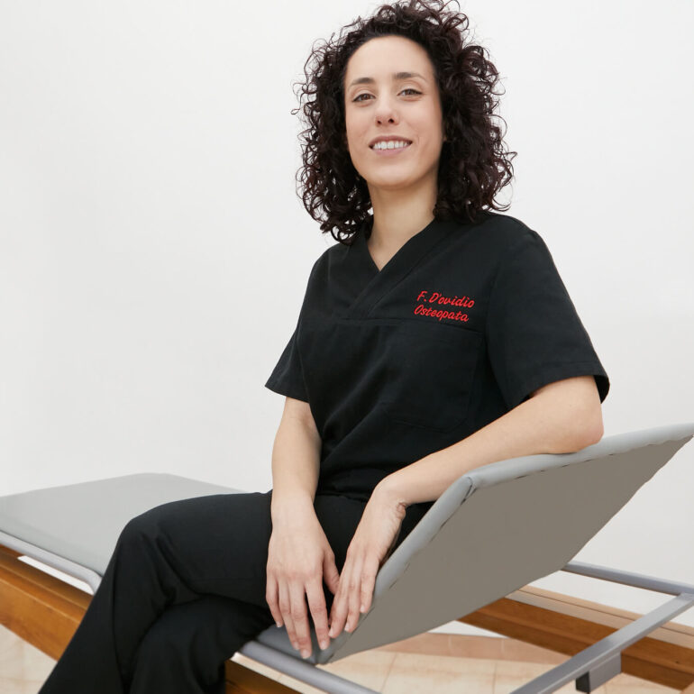 studio dentistico tg dental roma dentista finocchio borghesiana francesca d'Ovidio osteopata