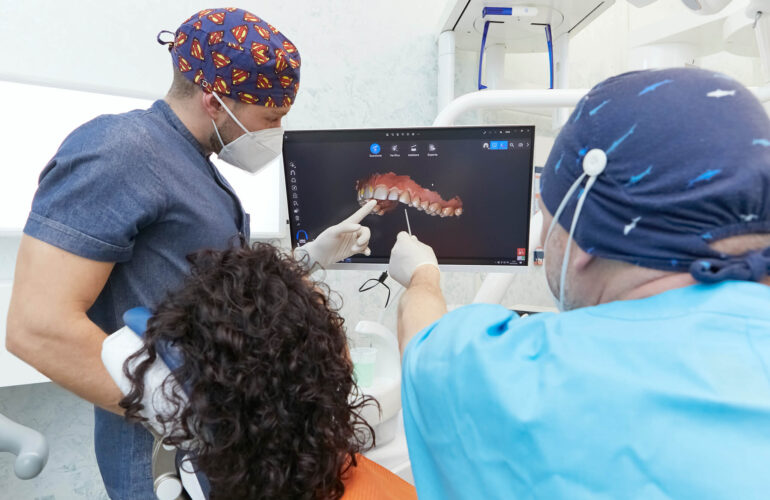 studio dentistico tg dental roma dentista finocchio borghesiana gnatologia ortopanoramica scanner 3d impronta digitale
