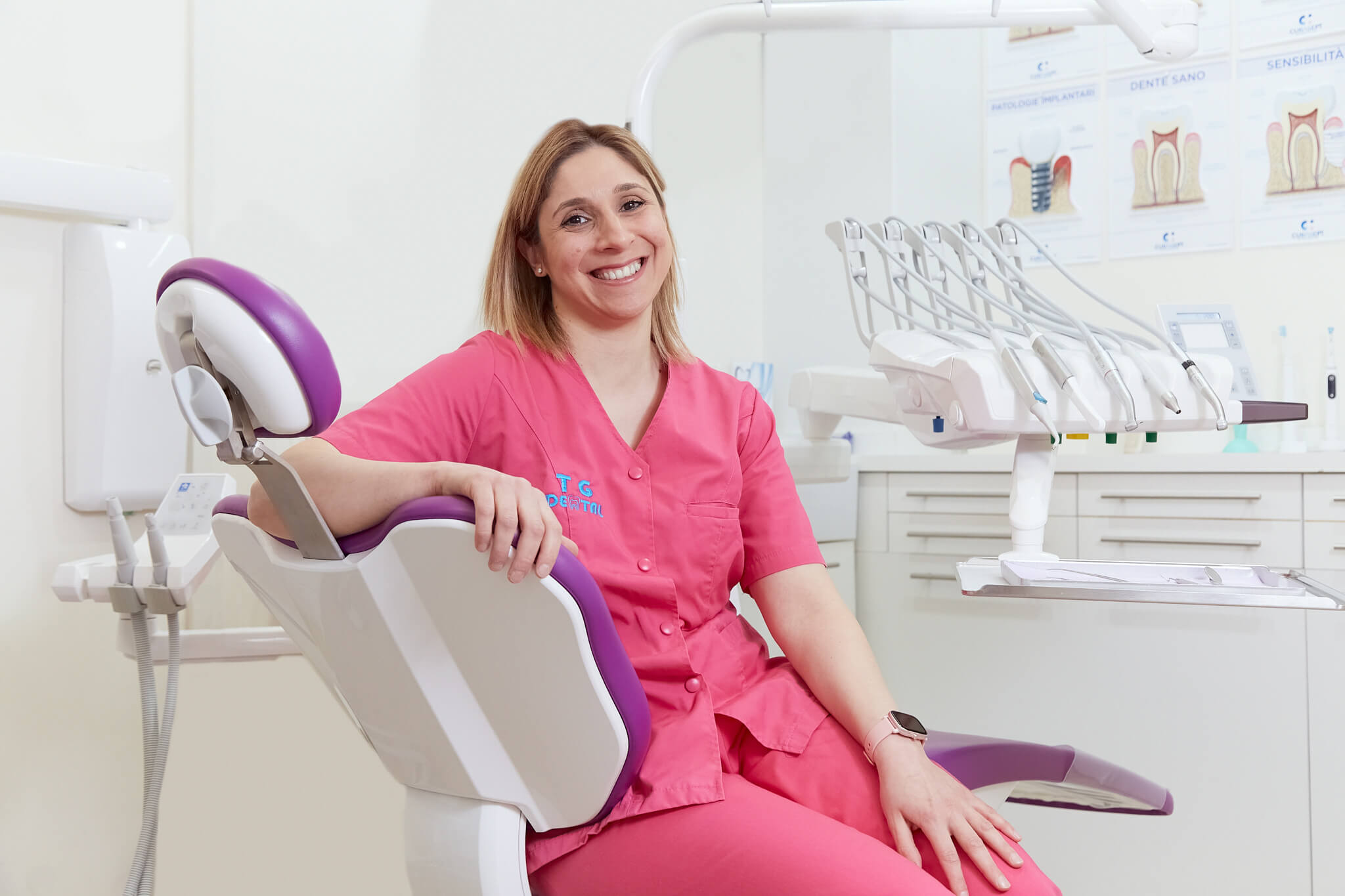 studio dentistico tg dental roma dentista finocchio borghesiana veronica fanfarillo